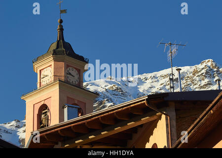 Dorfkirche, Entracque, Italienische Alpen, Cuneo, Piemont, Italien Stockfoto