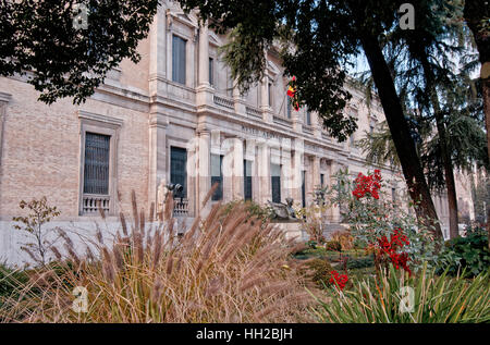 Madrid, Spanien - 22. Dezember 2016: Die Nationale Archäologische Museum von Spanien, Serrano Straße in Madrid Stockfoto