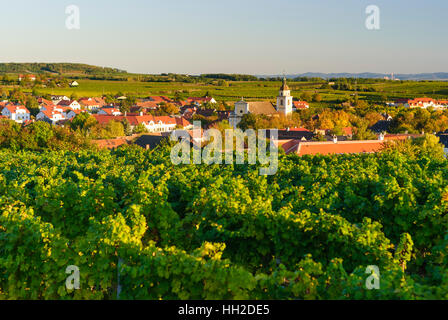 Straß Im Straßertale: Ansicht von Straß im Straßertale - Wein-Region Kamptal, Waldviertel, Niederösterreich, Niederösterreich, Österreich Stockfoto