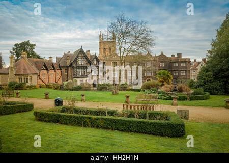 Park neben der Abbey Hotel, Great Malvern, Einbindung UK Stockfoto