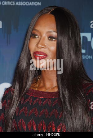 Pasadena, Kalifornien. 11. Januar 2017. PASADENA, CA - Januar 11: Model - Schauspielerin Naomi Campbell besucht 2017 Wintertour TCA - FOX All-Star Party im Langham Huntington Hotel am 11. Januar 2017 in Pasadena, Kalifornien. | Nutzung weltweit Credit: Dpa/Alamy Live-Nachrichten Stockfoto