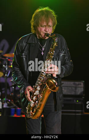 Pompano Beach, FL, USA. 14. Januar 2017. Eddie Money führt auf die Pompano Beach Amphitheater am 14. Januar 2017 in Pompano Beach, Florida. Bildnachweis: Mpi04/Medien Punch/Alamy Live-Nachrichten Stockfoto