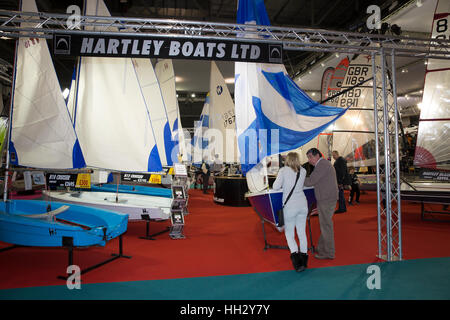 Excel London, UK. 15. Januar 2017. Der letzte Tag der London Boat show im Excel, London. Es waren Boote, Vorträgen, Demonstrationen, Prominente Referenten und Spaß für die ganze Familie. Es kommt zu einem Ende aber werde wiederkommen im nächsten Jahr wieder Kredit: Keith Larby/Alamy Live News Stockfoto