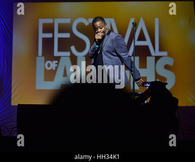 Miami, Florida, USA. 14. Januar 2017. Komiker Benji Brown führt auf der Bühne auf die Miami Festival der lacht über James L Knight Center am 14. Januar 2017 in Miami, Floridaorida. Bildnachweis: Mpi10/Medien Punch/Alamy Live-Nachrichten Stockfoto