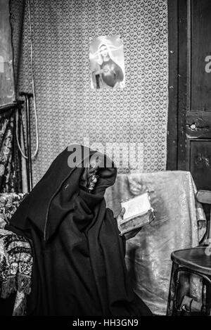 Porträt des Klerikers im äthiopischen koptischen Kloster, Jerusalem, Israel Stockfoto