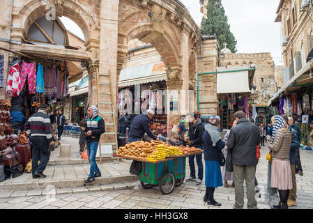 Suq Aftimos an der Muristan des christlichen Viertel in der Altstadt von Jerusalem Stockfoto