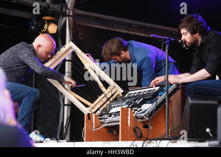 LAU in Konzert im Folk von der Eiche, Hatfield House 2016. Kris Drever, Martin Green, Aidan O' Rourke Stockfoto