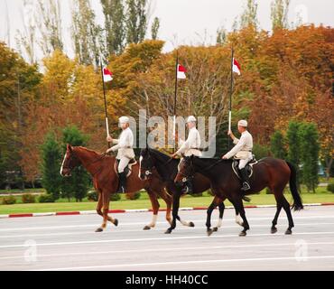 Historische türkische Soldaten führte eine Show während der Feiern der 87. Jahrestag der türkischen Republik. Stockfoto