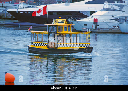 Am bunten Hafen Taxi in Victoria für Kreuzungen und Touren. SCO 11.641. Stockfoto