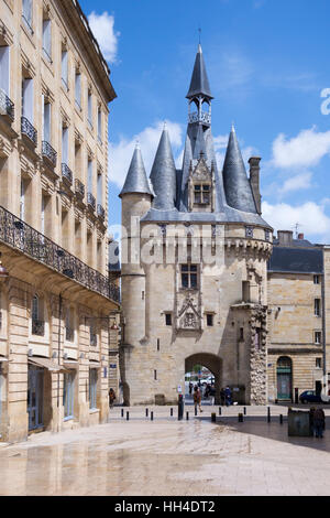 Die Porte Cailhau, Place du Palais, Bordeaux, Gironde, Aquitanien, Frankreich Stockfoto