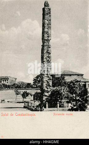 Obelisk Mit Stadtmauern - Sultanahmet-Platz, Istanbul, Türkei Stockfoto