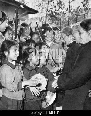 Kommunistisches China - Staatspropaganda-Broschüre Stockfoto