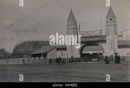 Eintritt zum Luna Park in Heliopolis, Kairo Stockfoto