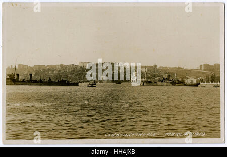 Istanbul, Türkei - Dolmabahce Moschee Stockfoto