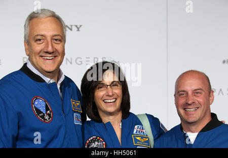 Premiere von Columbia Pictures "Passagiere" Mitwirkende: Astronauten wo: Westwood, Kalifornien, Vereinigte Staaten, wann: 15. Dezember 2016 Stockfoto