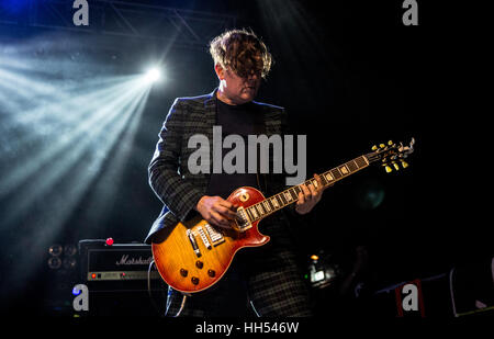 Die Wonderstuff die live im Konzert in der O2 Academy Bournemouth Featuring: das Wonderstuff, wo: Bournemouth, Vereinigtes Königreich: 16. Dezember 2016 Stockfoto