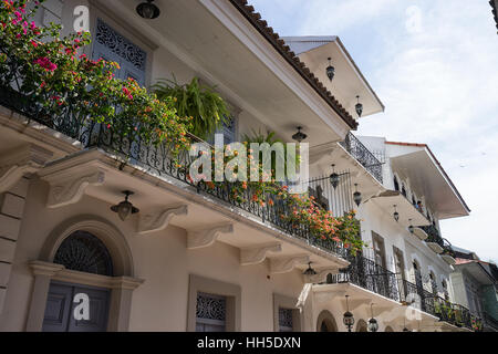 15. Juni 2016 Panama-Stadt: Nahaufnahme von einem neu renovierten historischen Gebäude im Bereich "Casco Viejo" der Hauptstadt Stockfoto