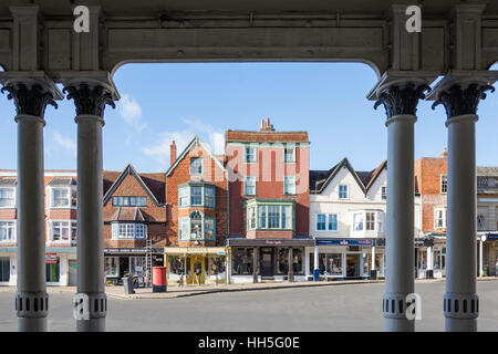 High Street, Marlborough, Wiltshire, England, Vereinigtes Königreich Stockfoto