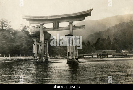 Schwimmende Torii des Itsukushima-Schreins, Japan Stockfoto