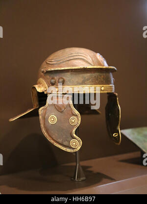 Galea. Die römischen Soldaten Helm.  Zenturio. Römischen Hispania. Replikat. Nationales Archäologisches Museum, Madrid. Spanien. Stockfoto
