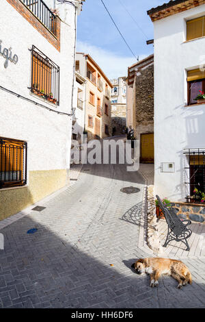 Das kleine Dorf von Ares del Bosque, Provinz Alicante, Spanien Stockfoto