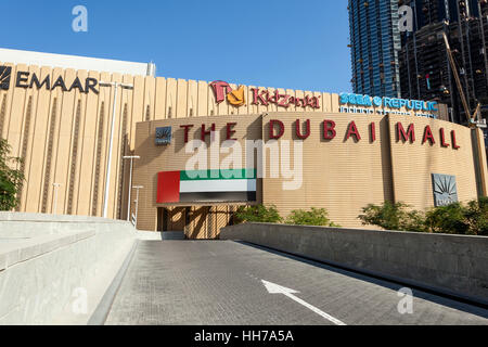 Die Dubai Mall Parkplatz Eingang Stockfoto