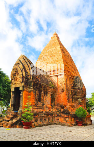 Po Ngar Cham Türme in Nha Trang, Vietnam. Heiligen Hindutempel Stockfoto