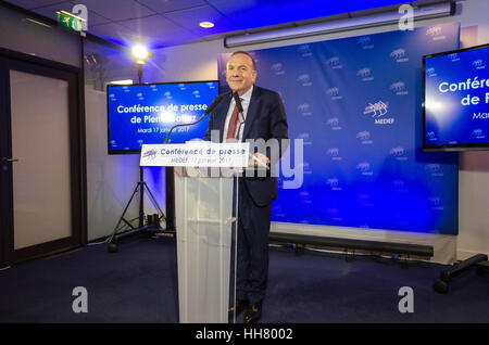 Pierre Gattaz - 17.01.2017 - Frankreich / Ile-de-France (Region) / Paris - Pierre Gattaz, Präsident von Medef (französische Vereinigung der Arbeitgeber), in einer Pressekonferenz nach seiner Rückkehr aus Afrika - Frankreich Wirtschaftsforum.   -Julien Mattia / Le Pictorium Stockfoto