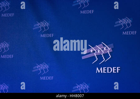 Pierre Gattaz - 17.01.2017 - Frankreich / Ile-de-France (Region) / Paris - Pierre Gattaz, Präsident von Medef (französische Vereinigung der Arbeitgeber), in einer Pressekonferenz nach seiner Rückkehr aus Afrika - Frankreich Wirtschaftsforum.   -Julien Mattia / Le Pictorium Stockfoto