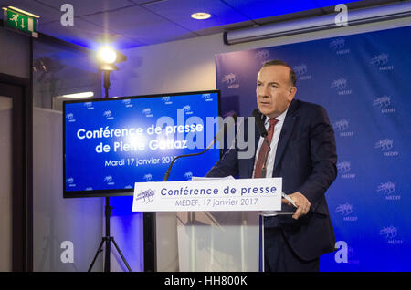 Pierre Gattaz - 17.01.2017 - Frankreich / Ile-de-France (Region) / Paris - Pierre Gattaz, Präsident von Medef (französische Vereinigung der Arbeitgeber), in einer Pressekonferenz nach seiner Rückkehr aus Afrika - Frankreich Wirtschaftsforum.   -Julien Mattia / Le Pictorium Stockfoto