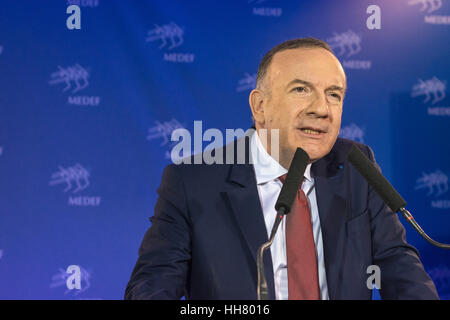 Pierre Gattaz - 17.01.2017 - Frankreich / Ile-de-France (Region) / Paris - Pierre Gattaz, Präsident von Medef (französische Vereinigung der Arbeitgeber), in einer Pressekonferenz nach seiner Rückkehr aus Afrika - Frankreich Wirtschaftsforum.   -Julien Mattia / Le Pictorium Stockfoto