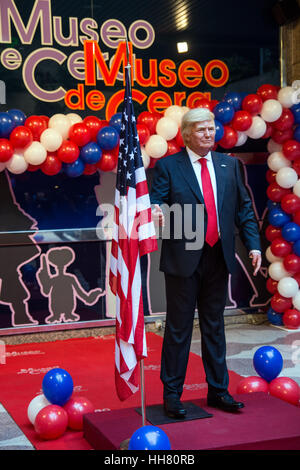 Madrid, Spanien. 17. Januar 2017. Präsentation von Donald Trump Wachsfigur im Wachsfigurenkabinett von Madrid. Bildnachweis: Marcos del Mazo/Alamy Live-Nachrichten Stockfoto