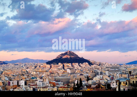 Blick auf Mount Lycabettus, Athen, Griechenland Stockfoto