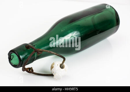 Alte Flasche grünes Glas Stockfoto