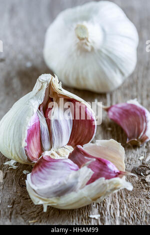 Nahaufnahme von roten Knoblauchzwiebel Stockfoto