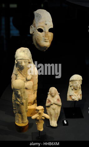 Frauengestalten im Zusammenhang mit dem Kult der Göttin Astarte. Terrakotta. Verschiedenen Standorten. Ca. 600-500 V.Chr. Museum des Mittelmeers und vorderasiatischen Altertümer. Stockholm. Schweden. Stockfoto