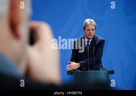 Paolo Gentiloni - Treffen der dt. Bundeskanzlerin Mit Dem Italienischen Premierminister, Bundeskanzleramt, 18. Januar 2017, Berlin. Stockfoto