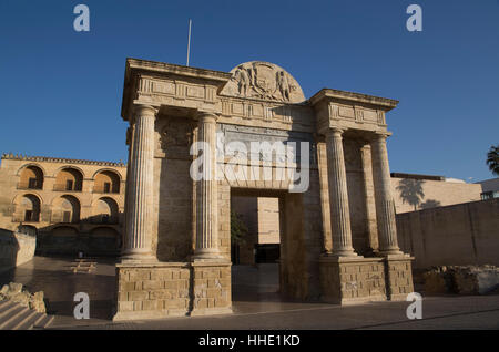 Römischen Triumphbogen, Córdoba, Andalusien, Spanien Stockfoto