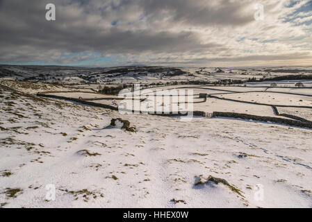 Crummack Dale bei Robin Proctor Narbe im winter Stockfoto