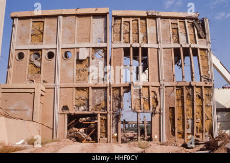 Bombe beschädigte Gebäude. UNSCOM 14 (IAEA) Inspektion der Tuwaitha Kernforschungszentrum, Irak Stockfoto