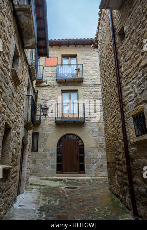 Traditionelle Architektur in Sos del Rey Catolico. Stockfoto