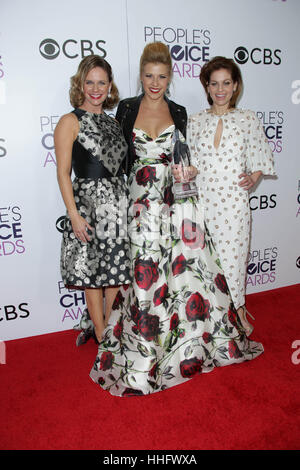 Los Angeles, Ca, USA. 18. Januar 2017. Andrea Barber, Jodie Sweetin, Candace Cameron-Bure an der 42. jährlichen Volksrepublik Choice Awards Presseraum im Microsoft-Theater in Los Angeles, Kalifornien am 18. Januar 2017. Bildnachweis: David Edwards/MediaPunch Credit: MediaPunch Inc/Alamy Live-Nachrichten Stockfoto