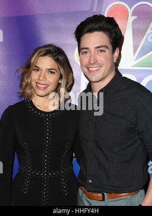 Pasadena, Kalifornien, USA. 18. Januar 2017. America Ferrera, Ben Feldman, auf 2017 NBCUniversal Winter Presse-Tour - Tag 2, im Langham Hotel In Kalifornien am 18. Januar 2017. Bildnachweis: Faye lernen/Medien Punch/Alamy Live-Nachrichten Stockfoto