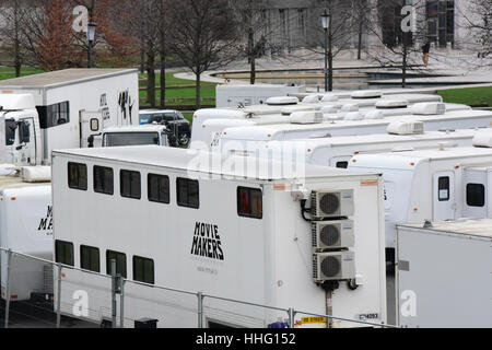 Edinburgh, Schottland. 19. Januar 2017.  Film Location Fahrzeuge und Dienstleistungen unterstützt die "Outlander" schießen, Credit: Ken Jack/Alamy Live News Stockfoto