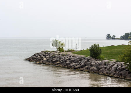 Felsen-Barriere in einem Park, Toronto, CA Stockfoto