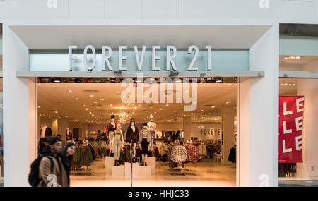 Forever 21 Store in Scarborough Town Centre in Toronto, Ontario, Kanada Stockfoto