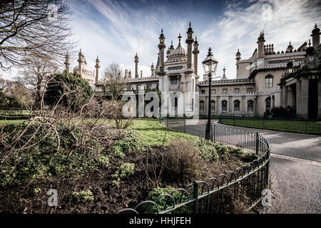 Reich verzierte Rückseite des The Royal Pavilion, auch bekannt als Brighton Pavilion Stockfoto