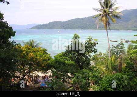 Sunset Beach auf Koh Lipe, Thailand Stockfoto