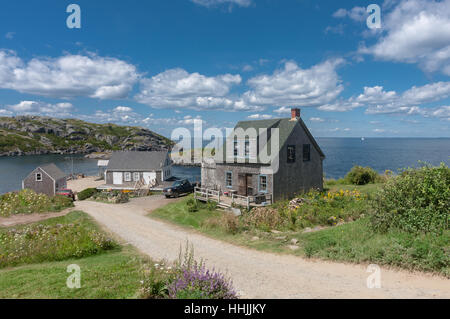 Feldweg hinunter Monhegan Island Fähre zum Festland Maine. Stockfoto