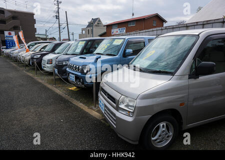 Occasion/Gebrauchtwagen Shop, Isehara City, Präfektur Kanagawa, Japan Stockfoto